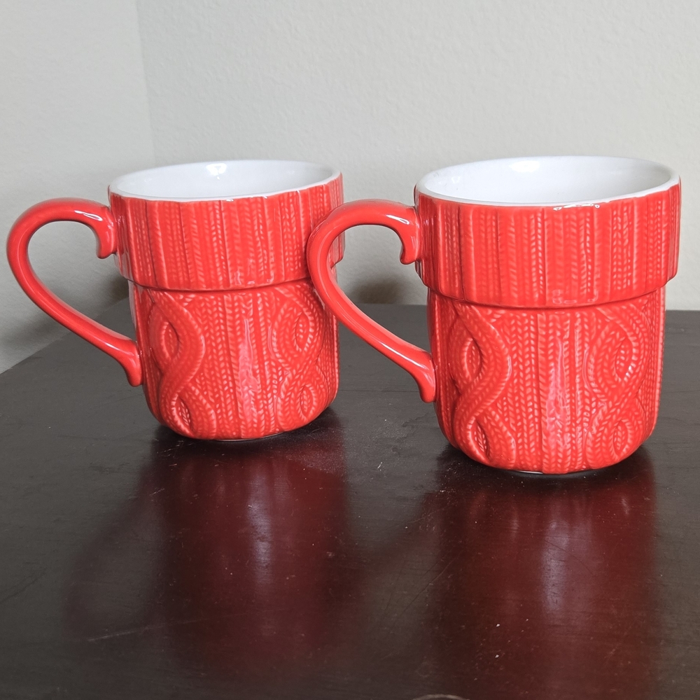 Red Sweater Texture Ceramic Mugs – Cozy Winter/Christmas Style, Set of 2